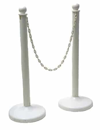 White stanchion with Chain